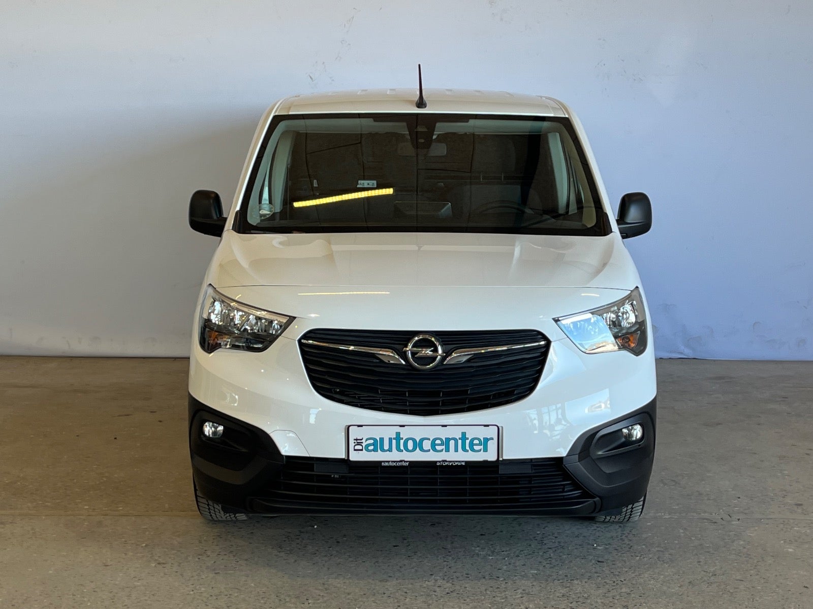 Opel Combo D 102 Enjoy+ L1V1