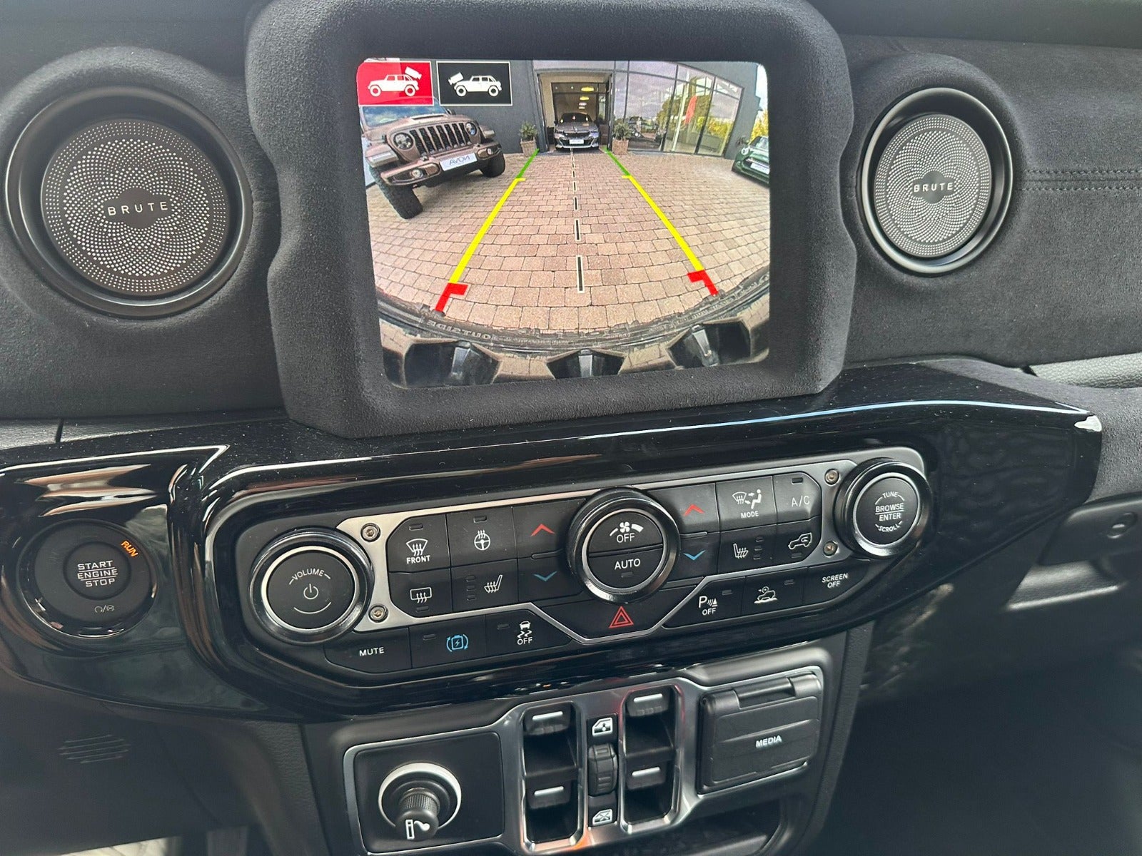 Jeep Wrangler Unlimited 2,0 4xe Rubicon aut. 5d - 12