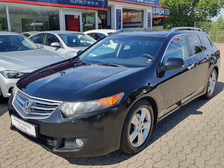 Honda Accord Elegance Tourer aut.