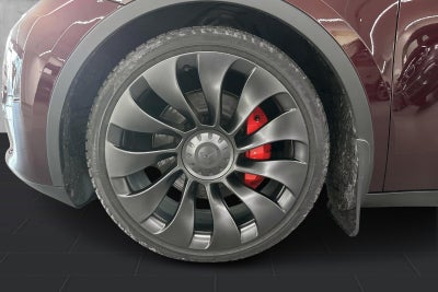 Tesla Model Y Performance AWD