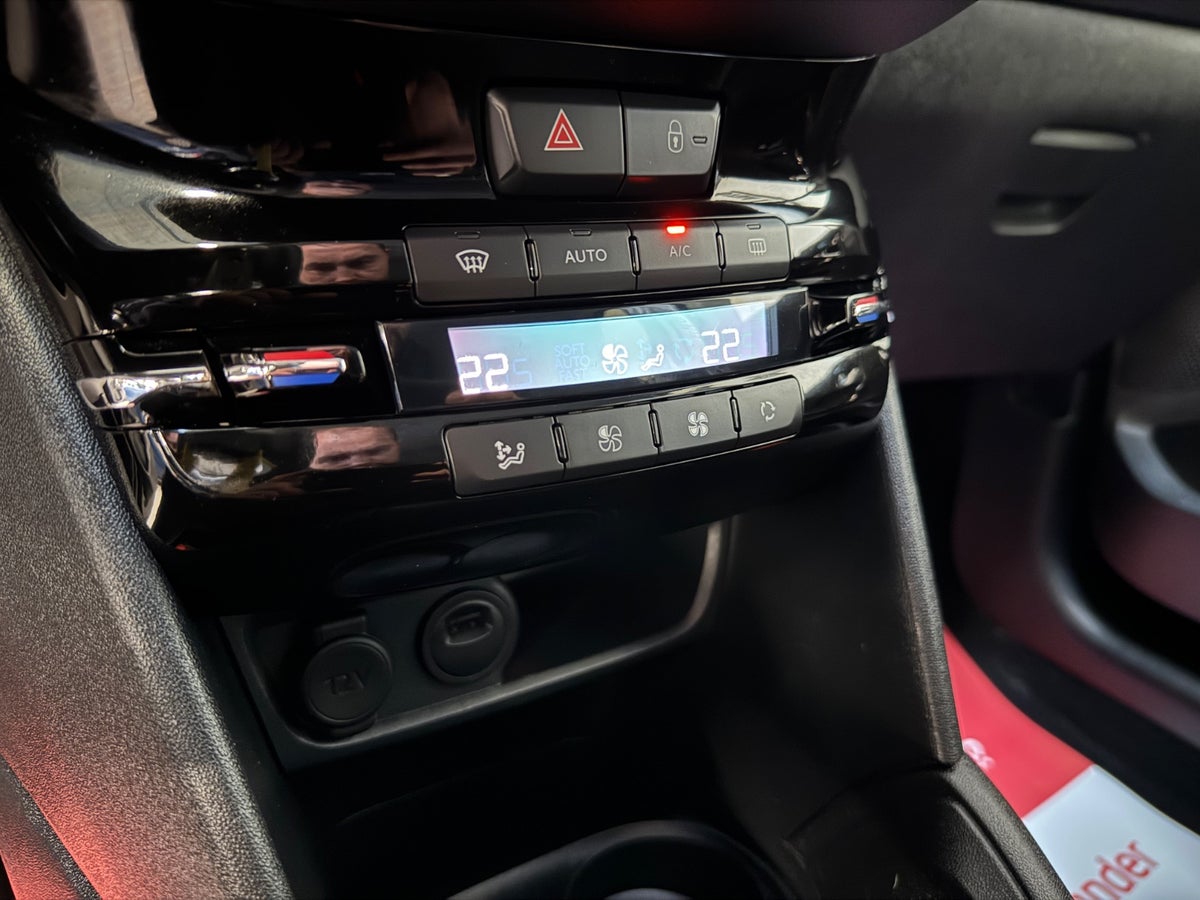 Peugeot 208 PureTech 82 Active