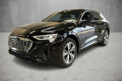 Audi Q8 e-tron 55 S-line quattro 5d