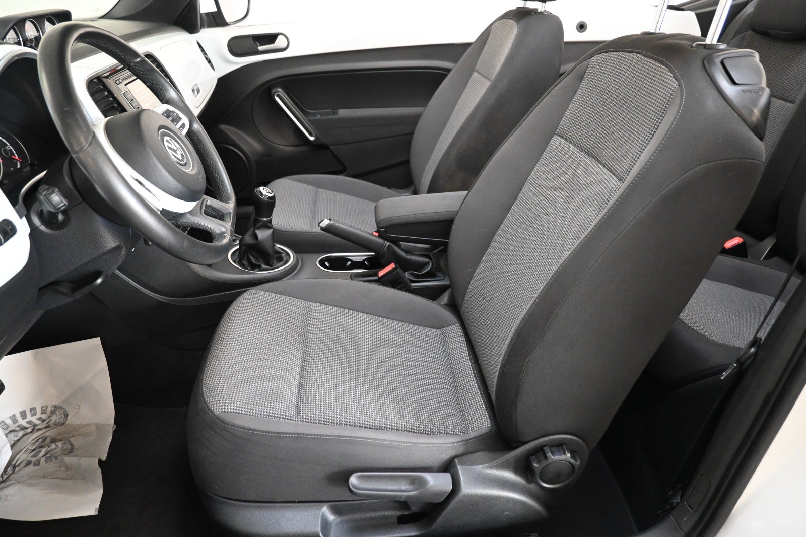 VW The Beetle TSi 160 Design Cabriolet