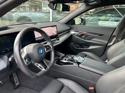 BMW i5 eDrive40 M-Sport