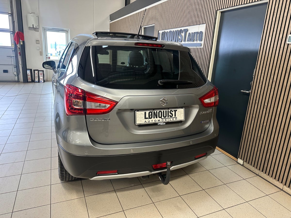 Suzuki S-Cross mHybrid Adventure
