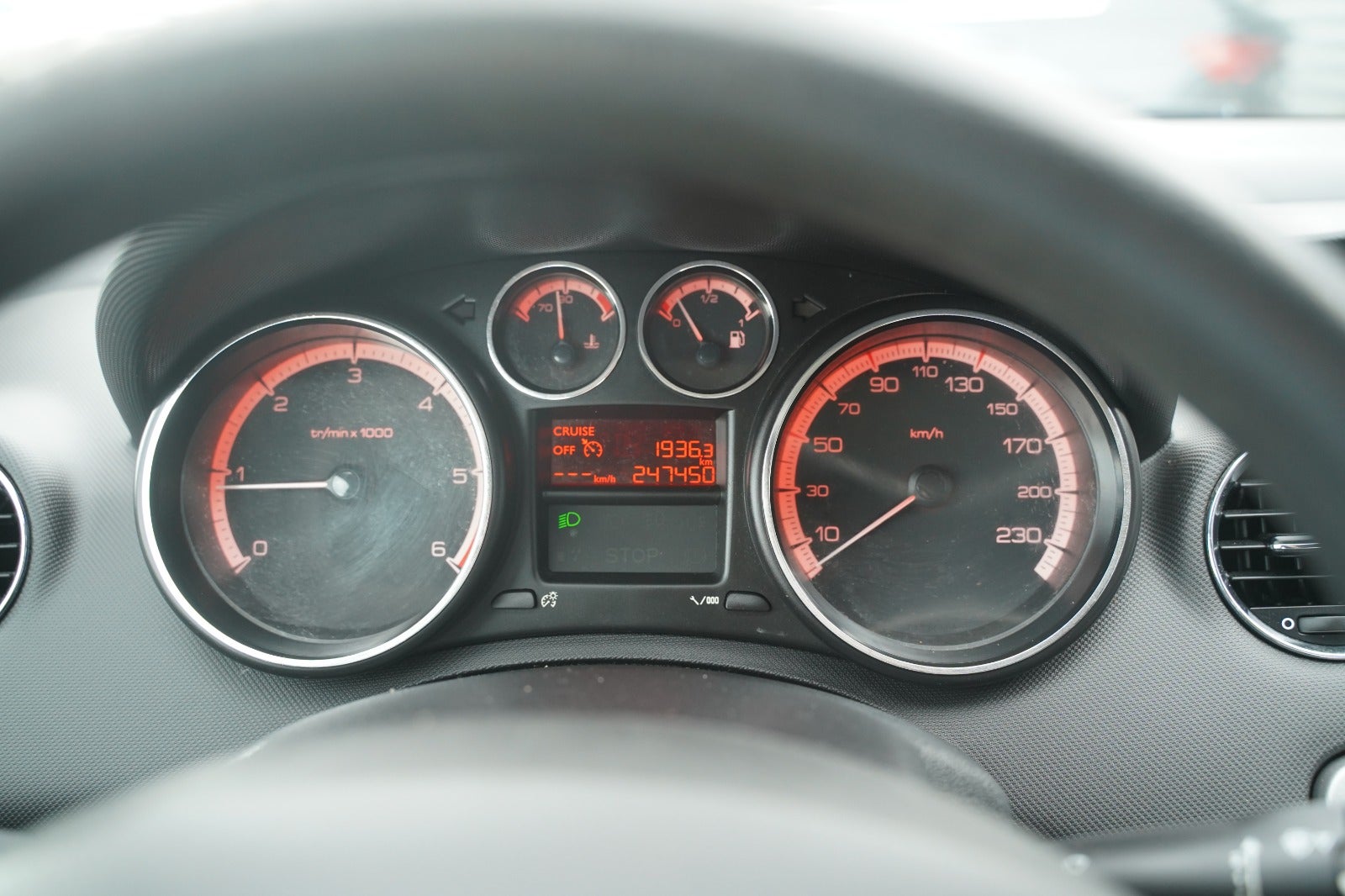 Billede af Peugeot 308 1,6 HDi 92 Tour stc.