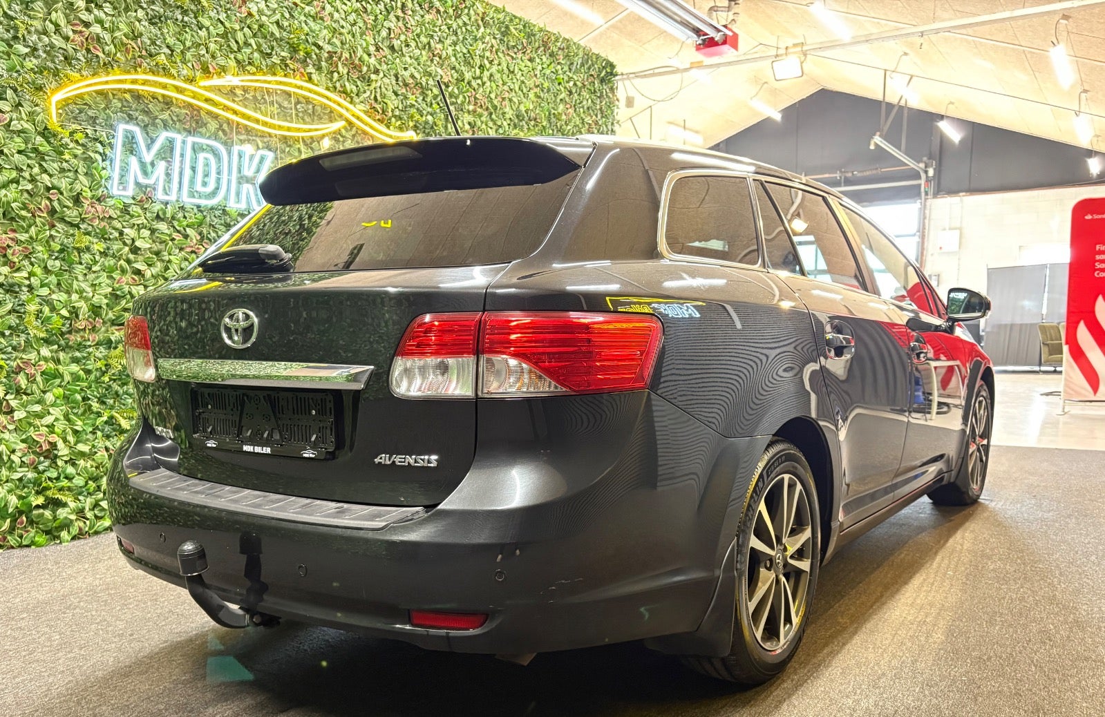 Billede af Toyota Avensis 2,2 D-CAT 150 T2 Premium stc. aut.