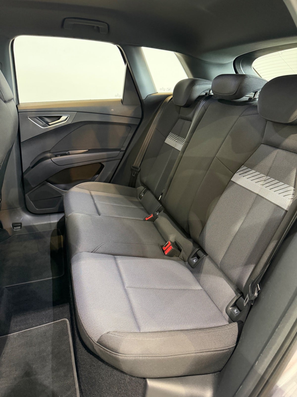 Audi Q4 e-tron Advanced