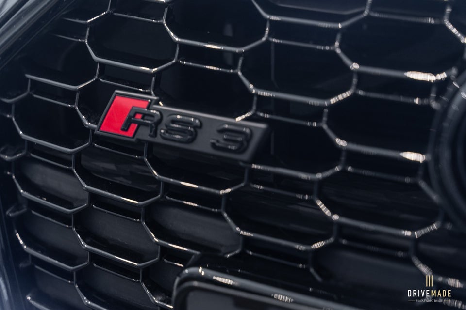 Audi RS3 TFSi Sportback quattro S-tr.