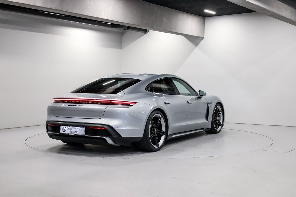 Porsche Taycan Turbo Performance+