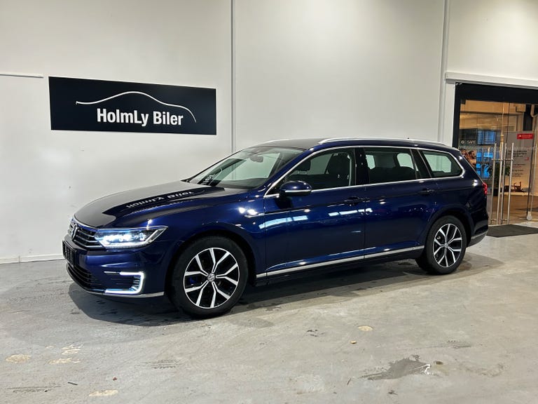 VW Passat GTE Highline Variant DSG