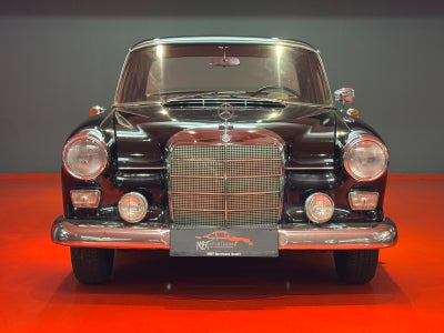 Mercedes 190 C 2,0  4d