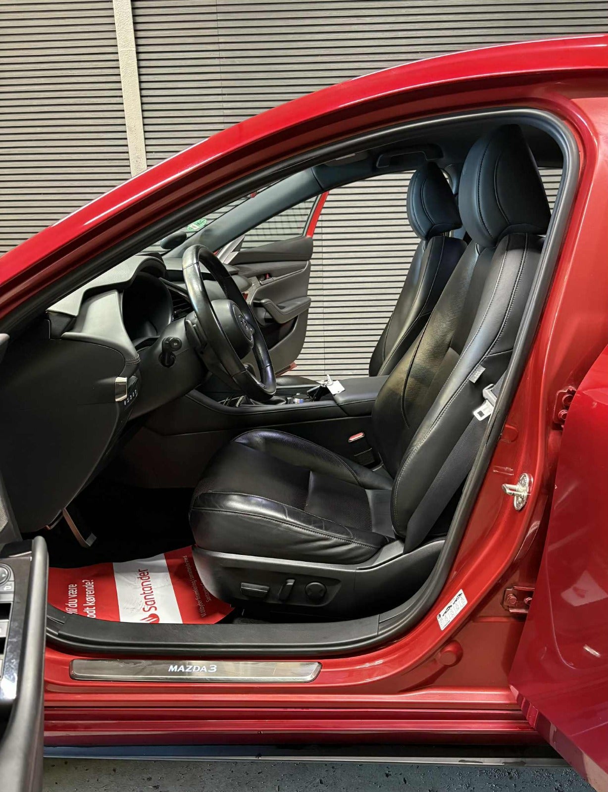 Billede af Mazda 3 2,0 SkyActiv-X 180 Cosmo aut.