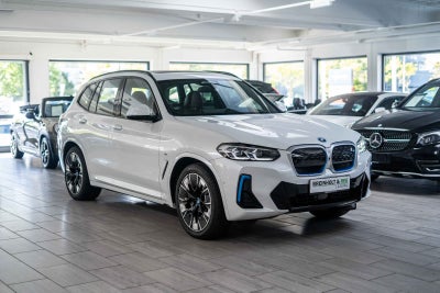BMW iX3  Charged Plus M-Sport El aut. Automatgear modelår 2022 km 25000 Hvidmetal ABS airbag, BMW iX