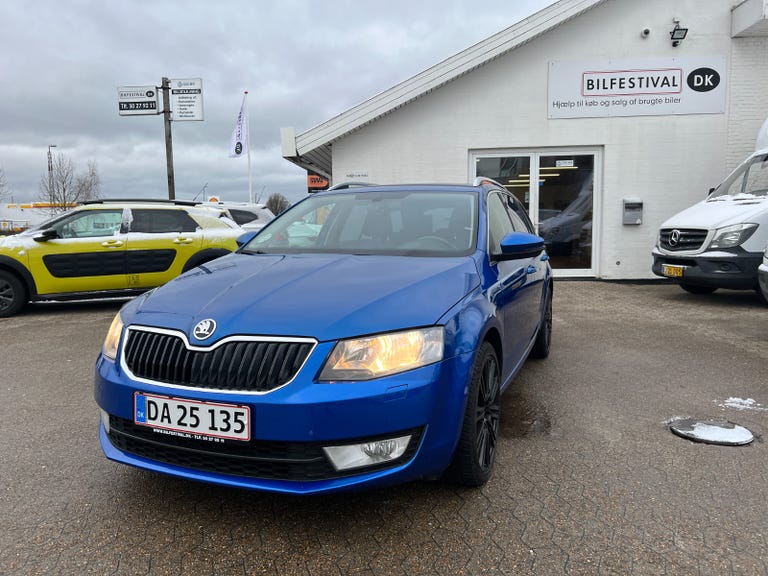 Skoda Octavia TDi 110 Ambition Combi DSG