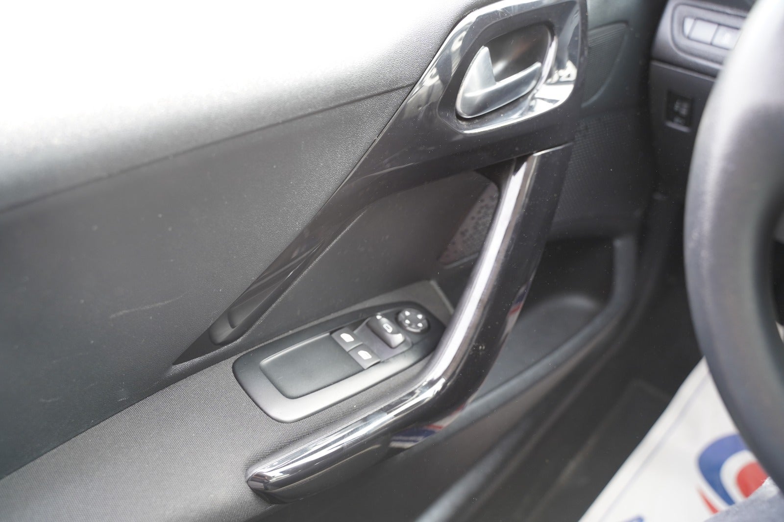 Billede af Peugeot 208 1,6 e-HDi 92 Active Van