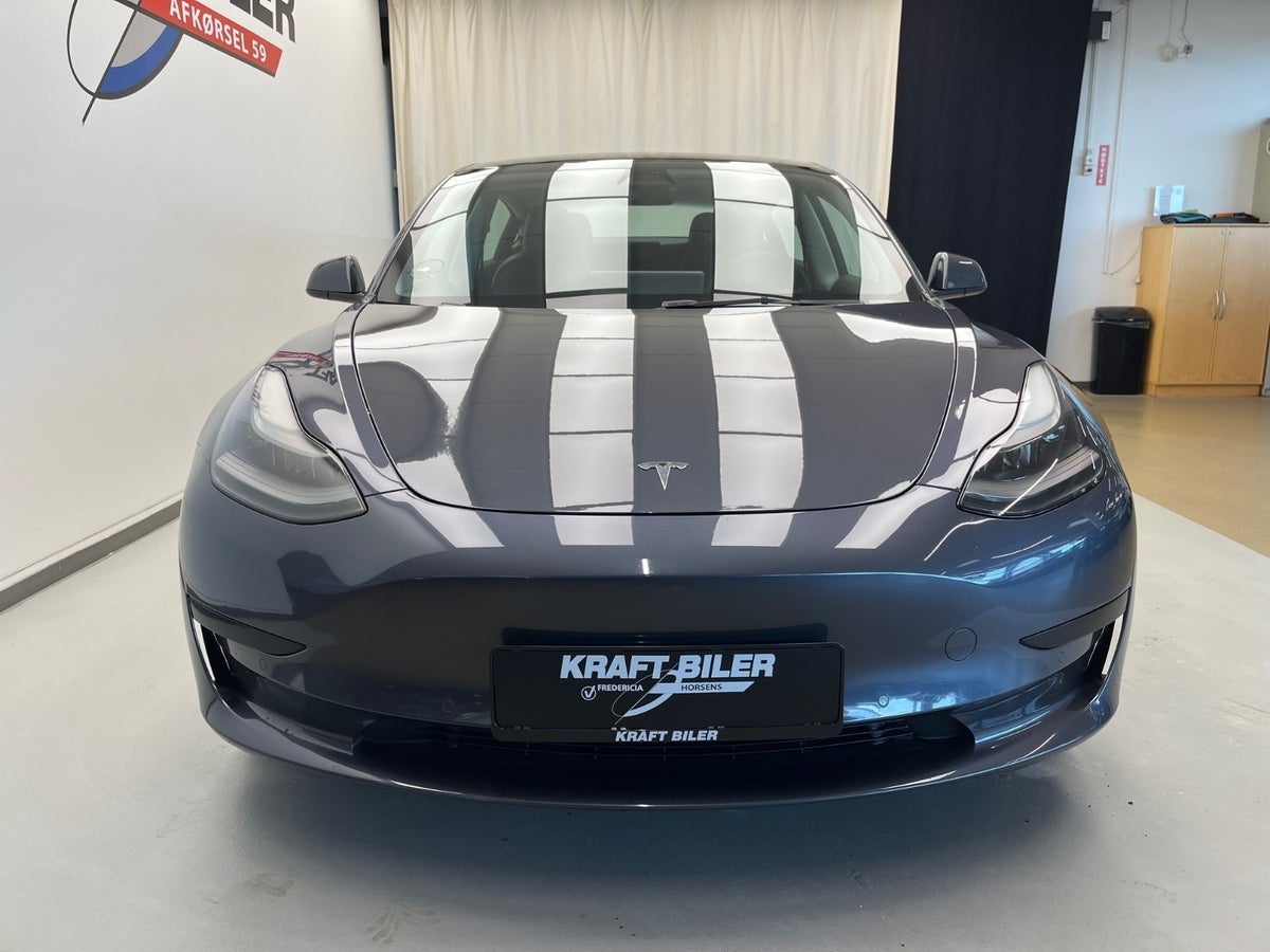 Billede af Tesla Model 3  Standard Range+ RWD
