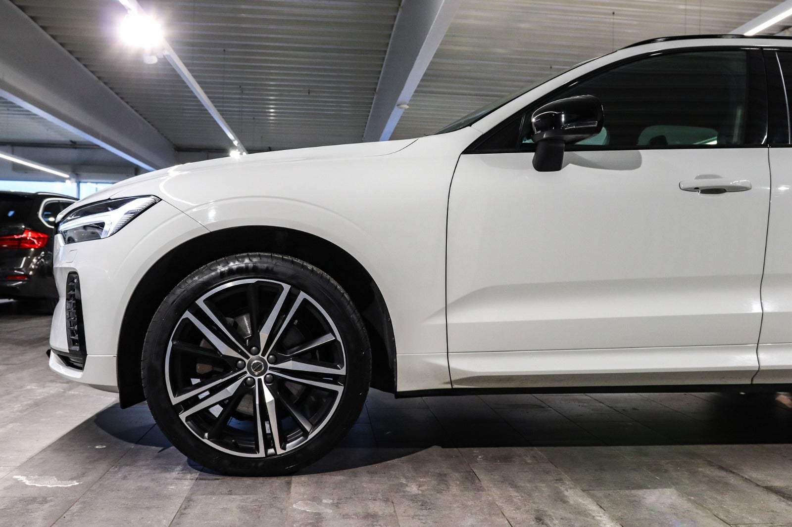 Billede af Volvo XC60 2,0 B4 197 R-Design aut.