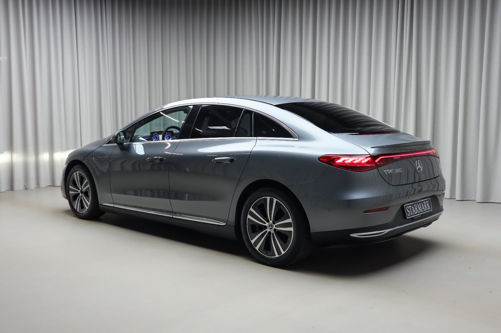 Mercedes-Benz EQE 350