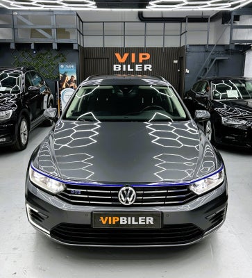 VW Passat 1,4 GTE Variant DSG Benzin aut. Automatgear modelår 2017 km 124000 Grå ABS airbag, VELKØRE