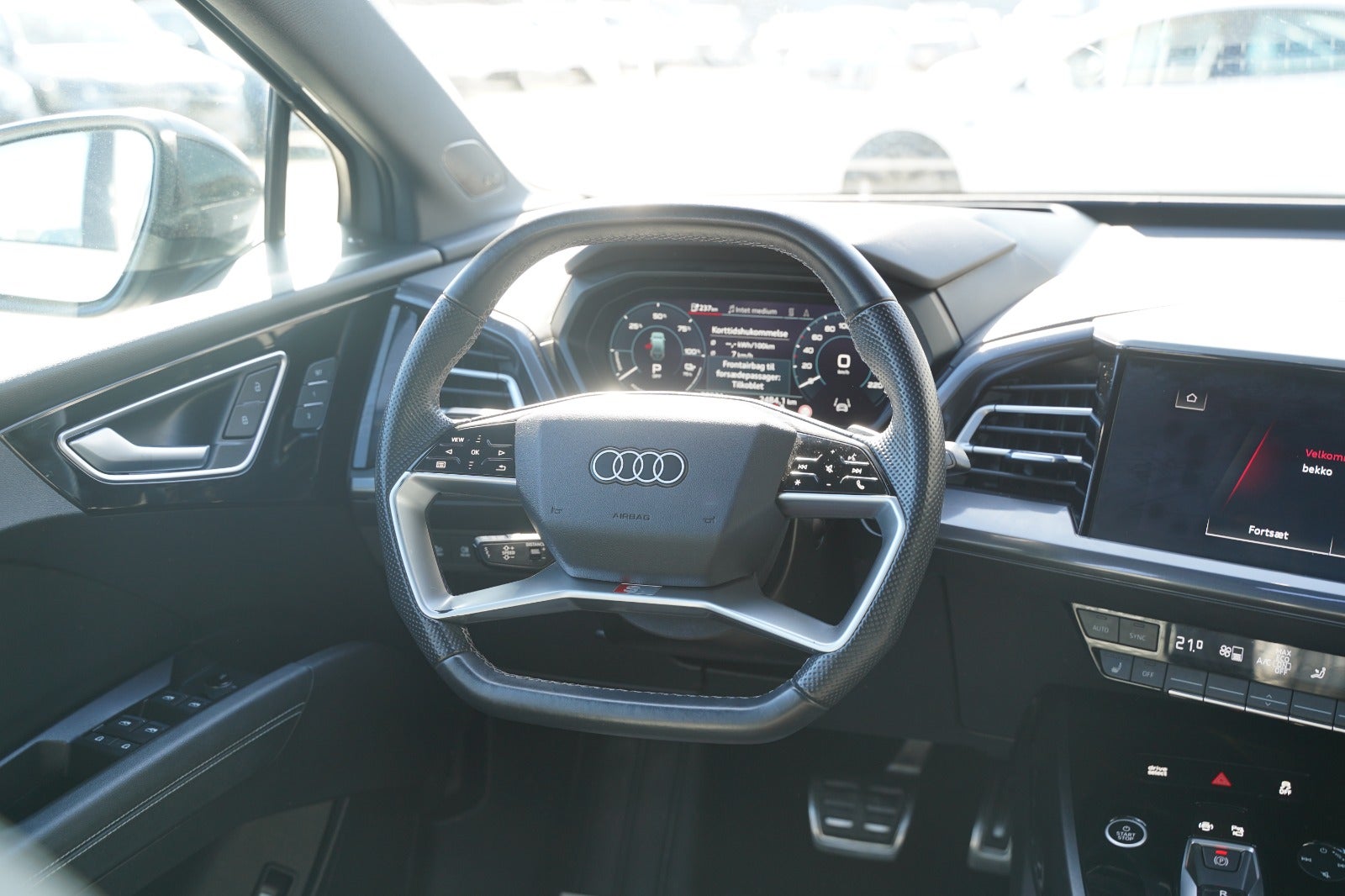 Billede af Audi Q4 e-tron 40 S-line