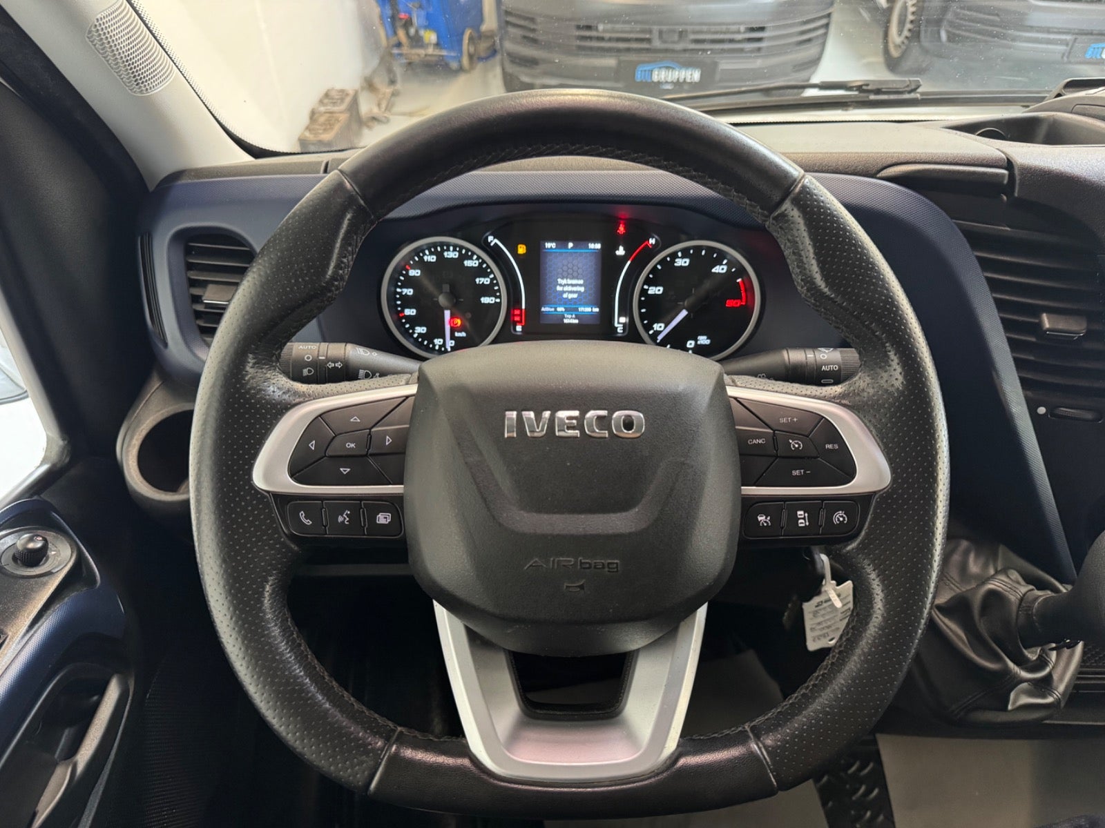 Billede af Iveco Daily 2,3 35S16 12m³ Van AG8