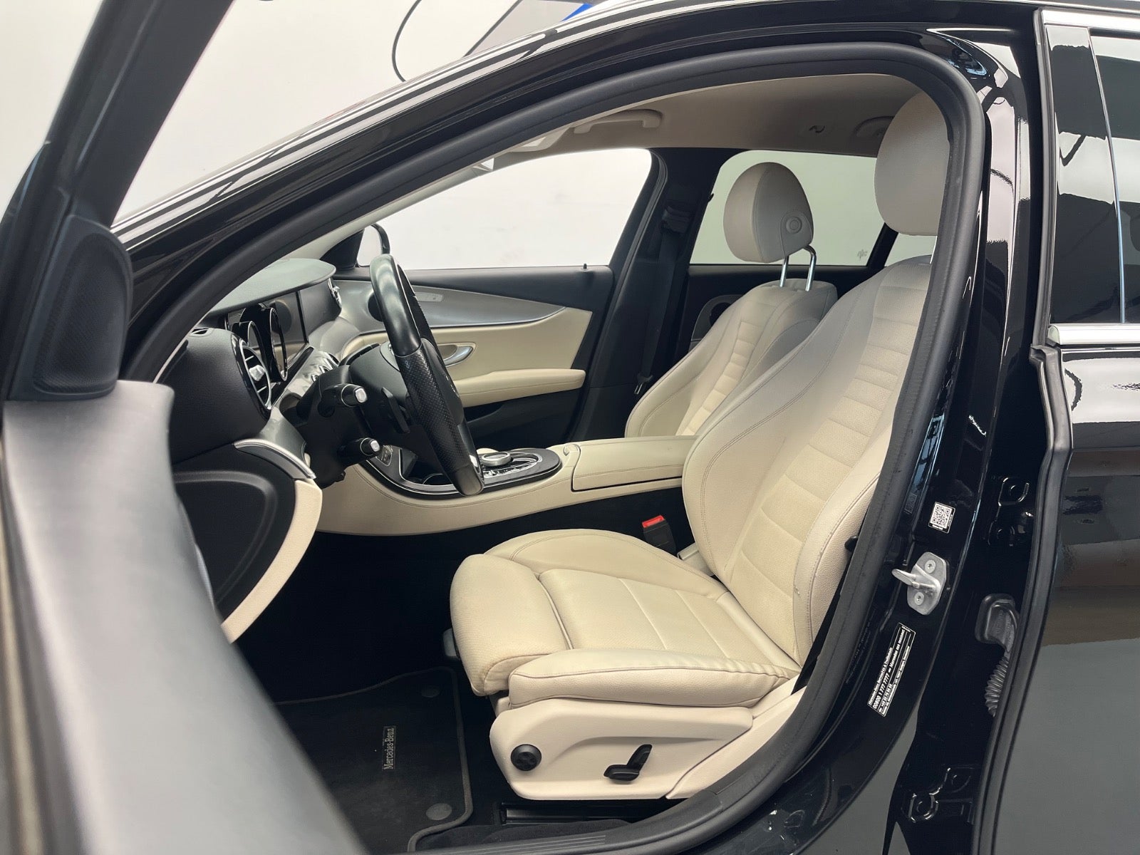 Billede af Mercedes E220 d 2,0 Avantgarde stc. aut.