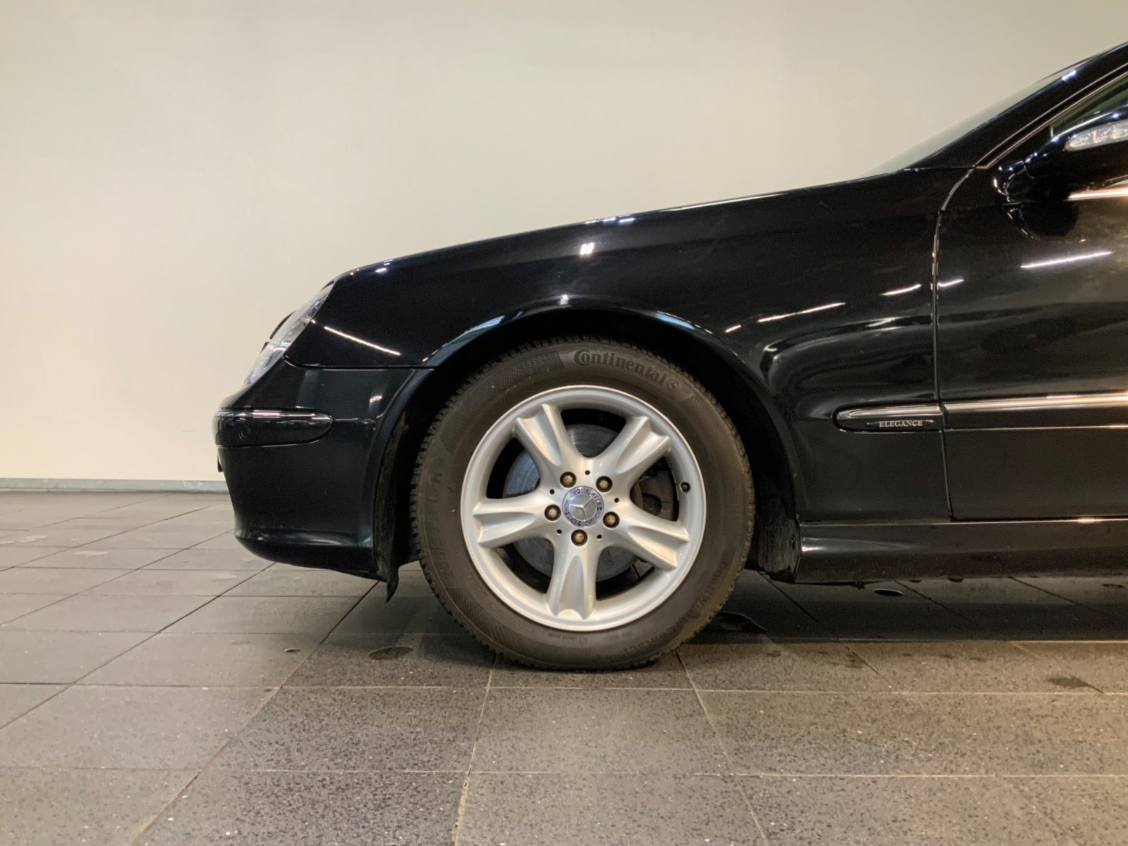 Mercedes-Benz CLK 240 (3/8)