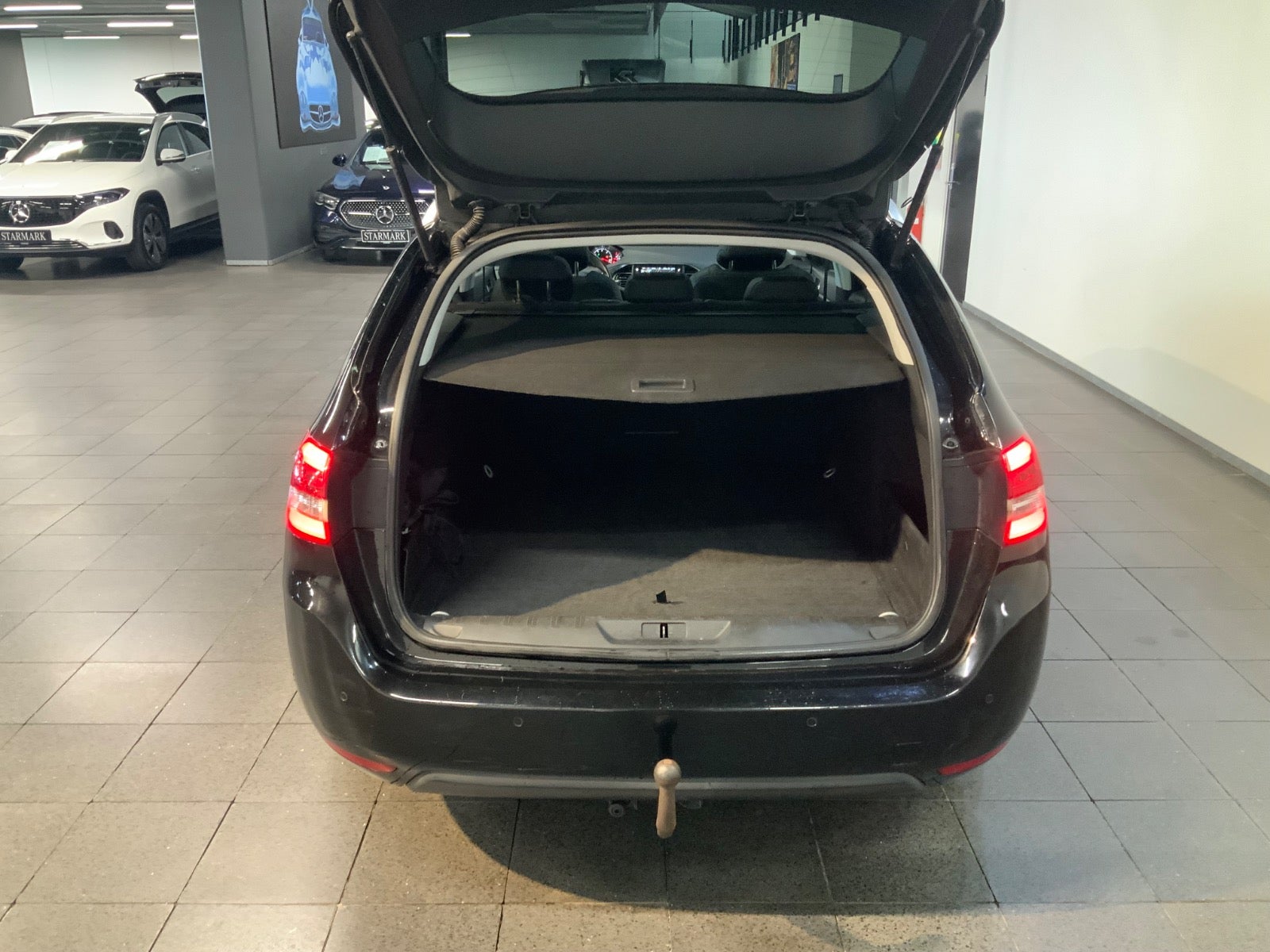 Peugeot 308 (6/8)