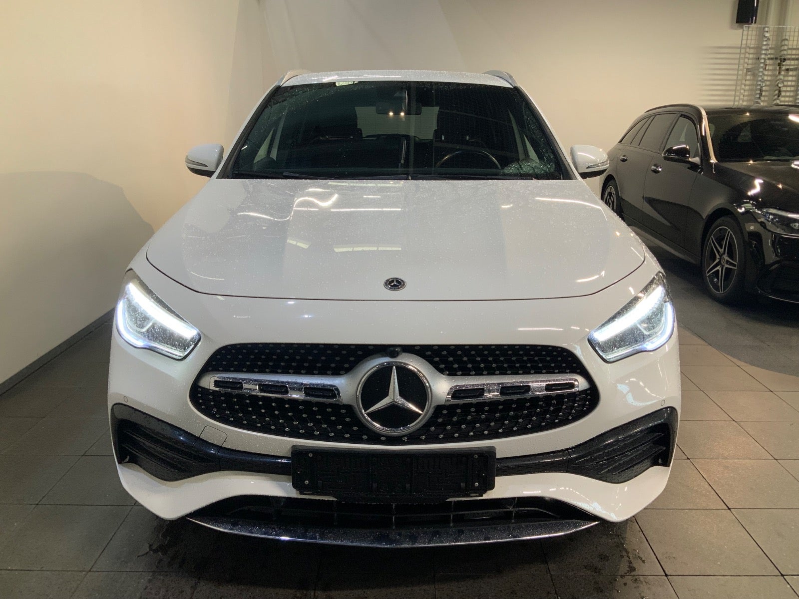 Mercedes-Benz GLA 200