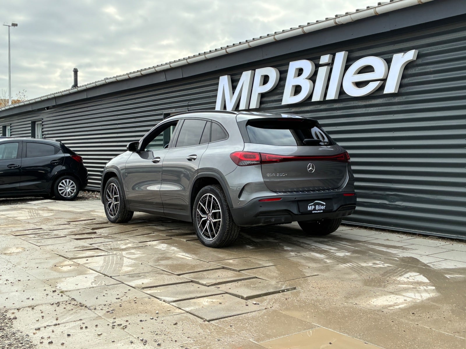 Billede af Mercedes EQA250+ AMG Line