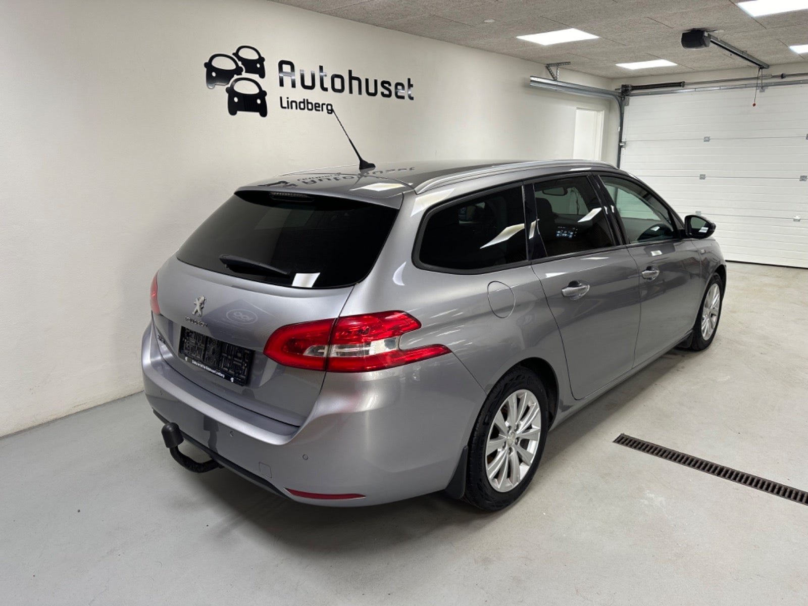 Peugeot 308 2016