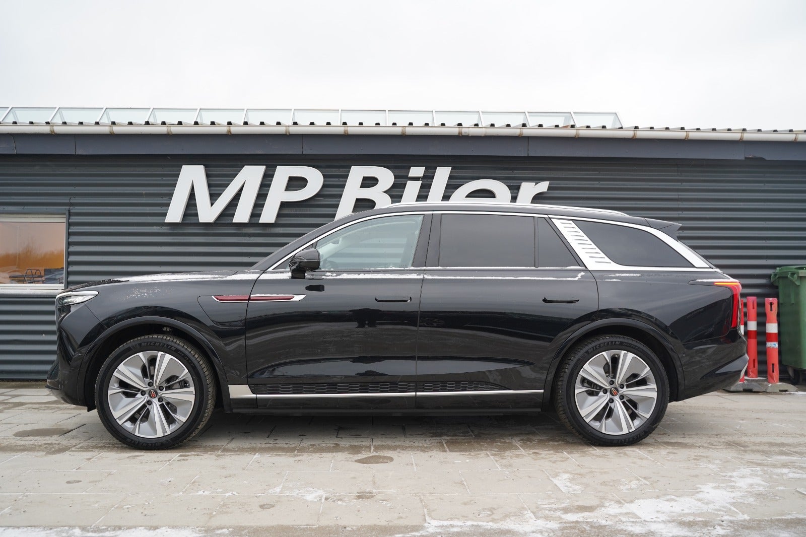 Billede af Hongqi E-HS9 99 Premium