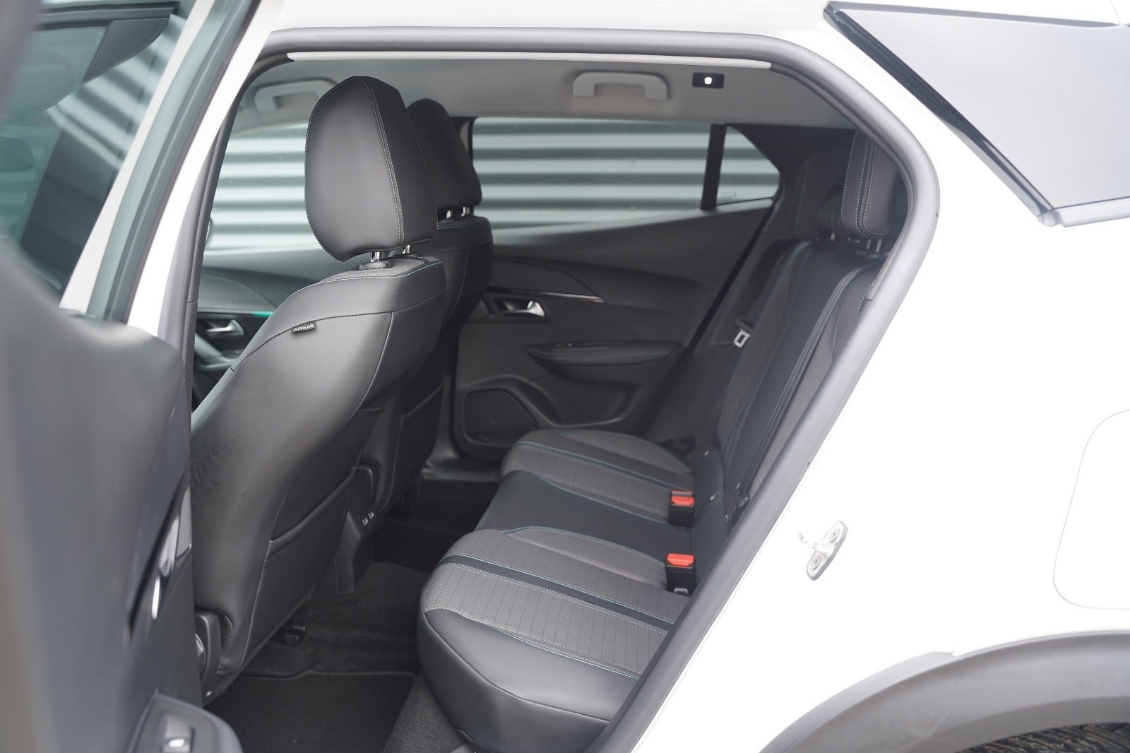 Billede af Peugeot 2008 1,2 PureTech 130 Allure Pack EAT8