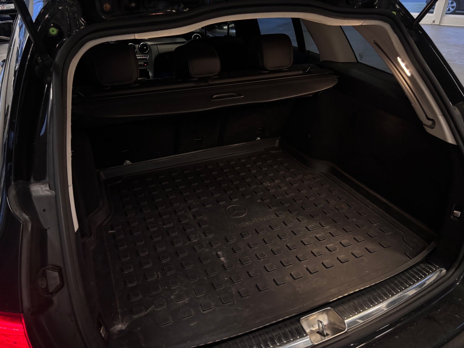 Mercedes C220 d, Billede 6