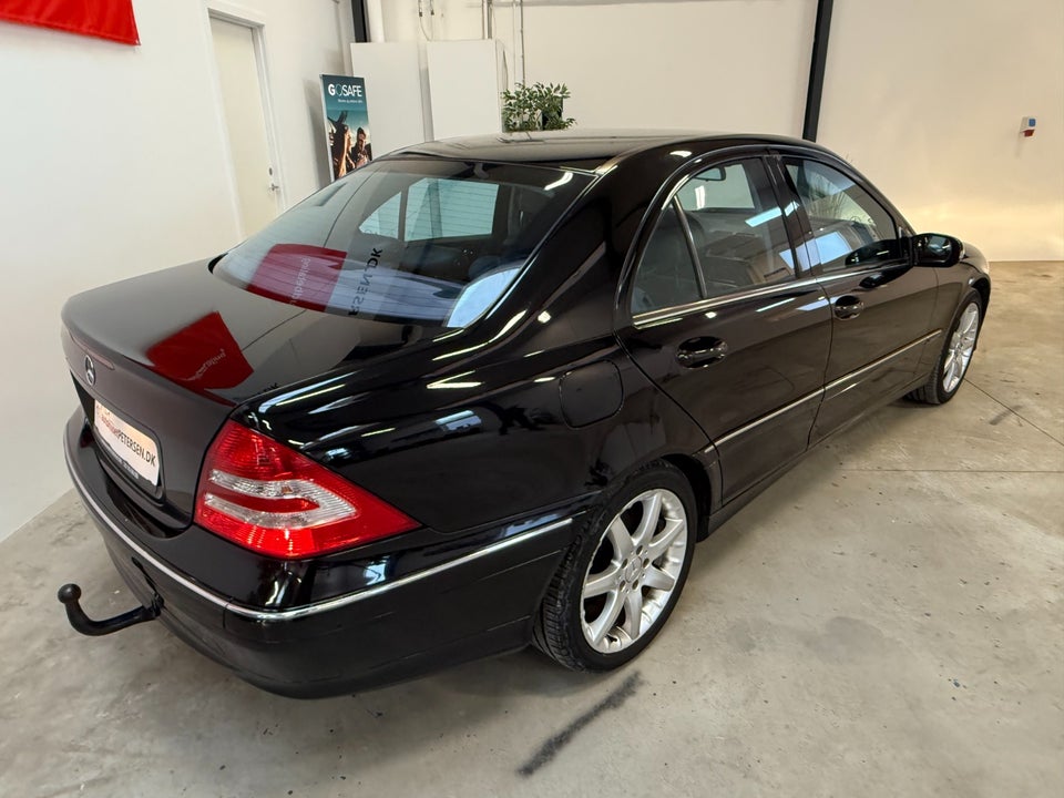Mercedes C240, Billede 4