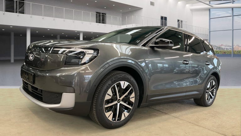 Ford Explorer Select Extended Range