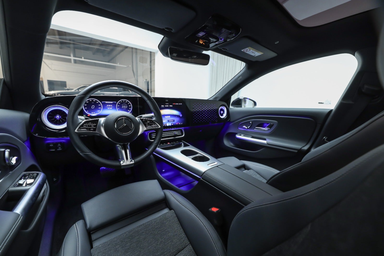 Mercedes-Benz CLA 250+ (4/8)
