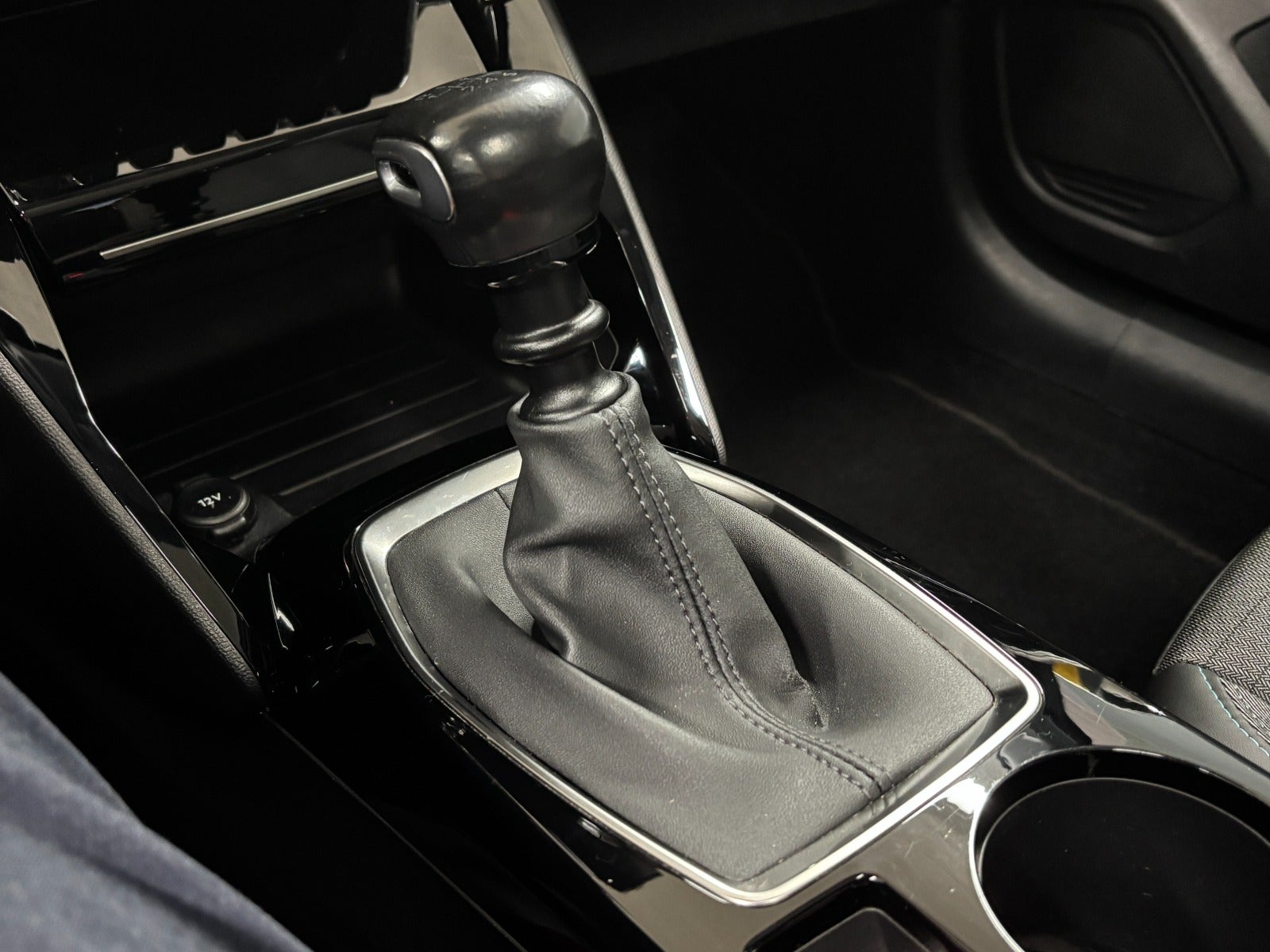 Billede af Peugeot 208 1,2 PureTech 100 Allure Sky