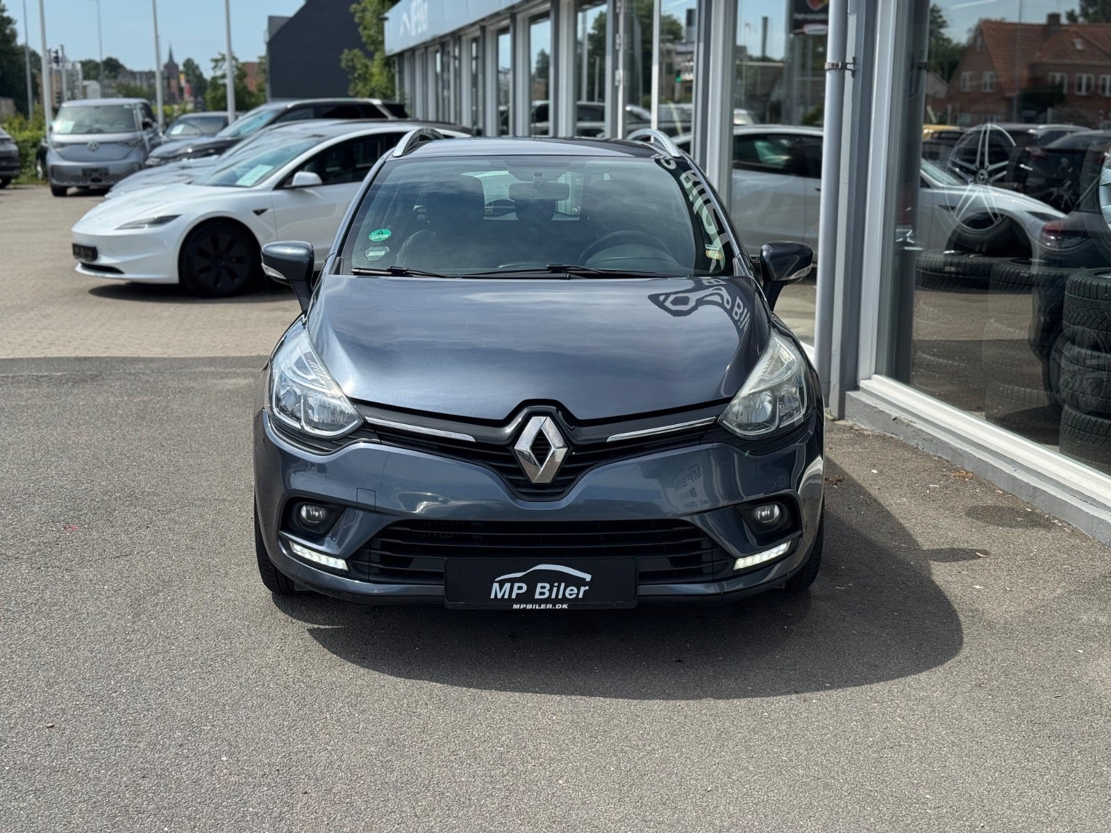 Billede af Renault Clio IV 0,9 TCe 90 Expression Sport Tourer