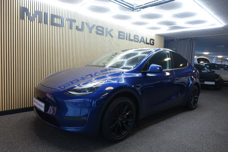 Tesla Model Y Long Range AWD