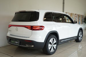 Mercedes EQB250+