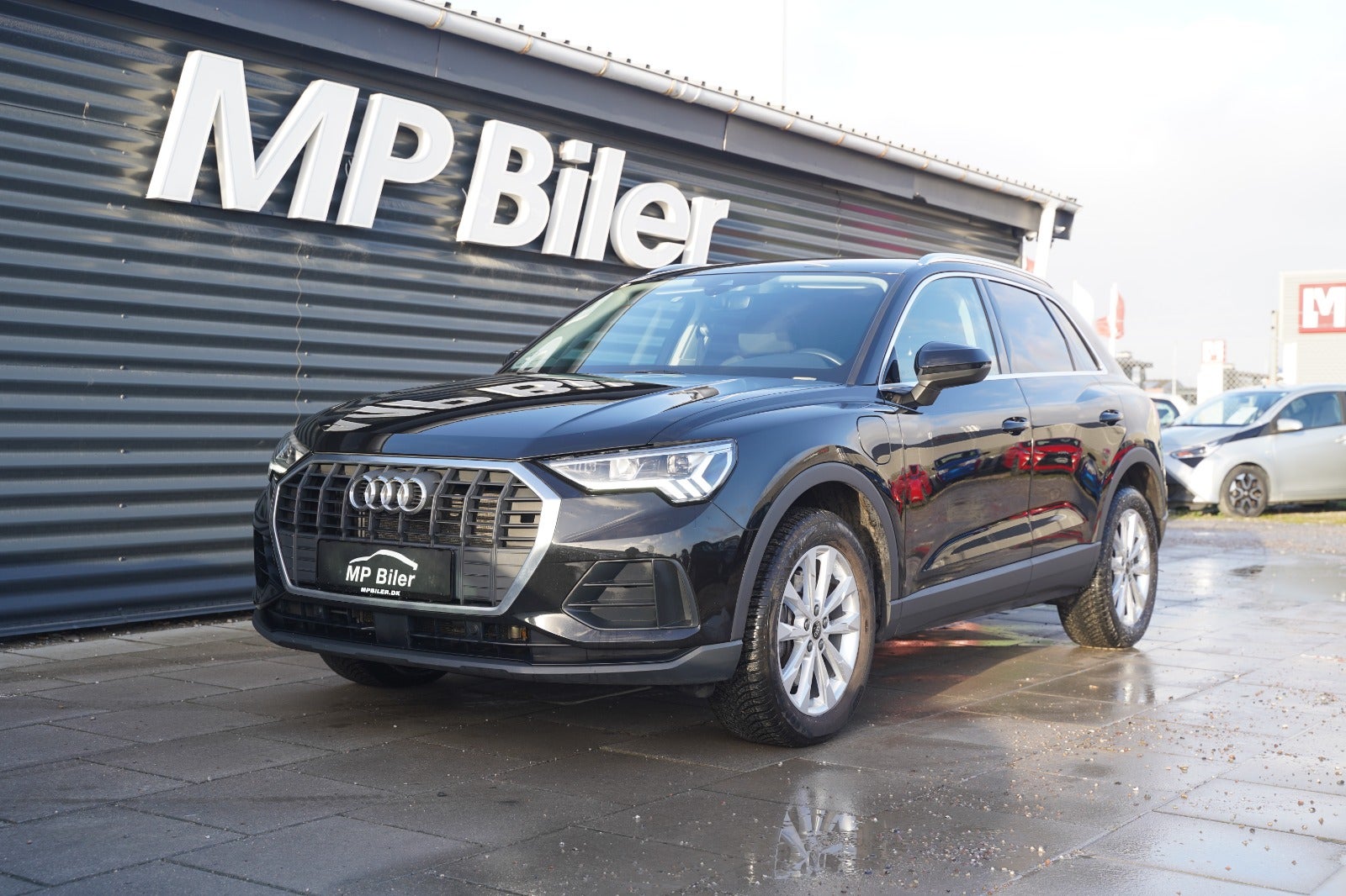 Billede af Audi Q3 45 TFSi e Attitude plus S-tr.