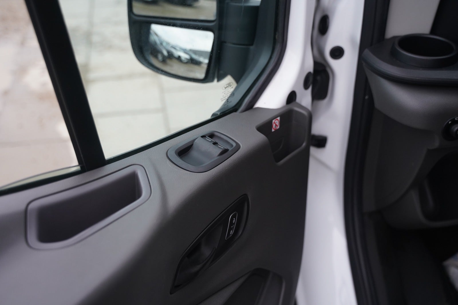 Billede af Ford Transit 350 L2 Van 2,0 TDCi 130 Trend H2 RWD