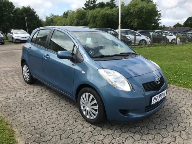 Toyota Yaris Luna