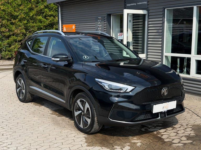 MG ZS Luxury
