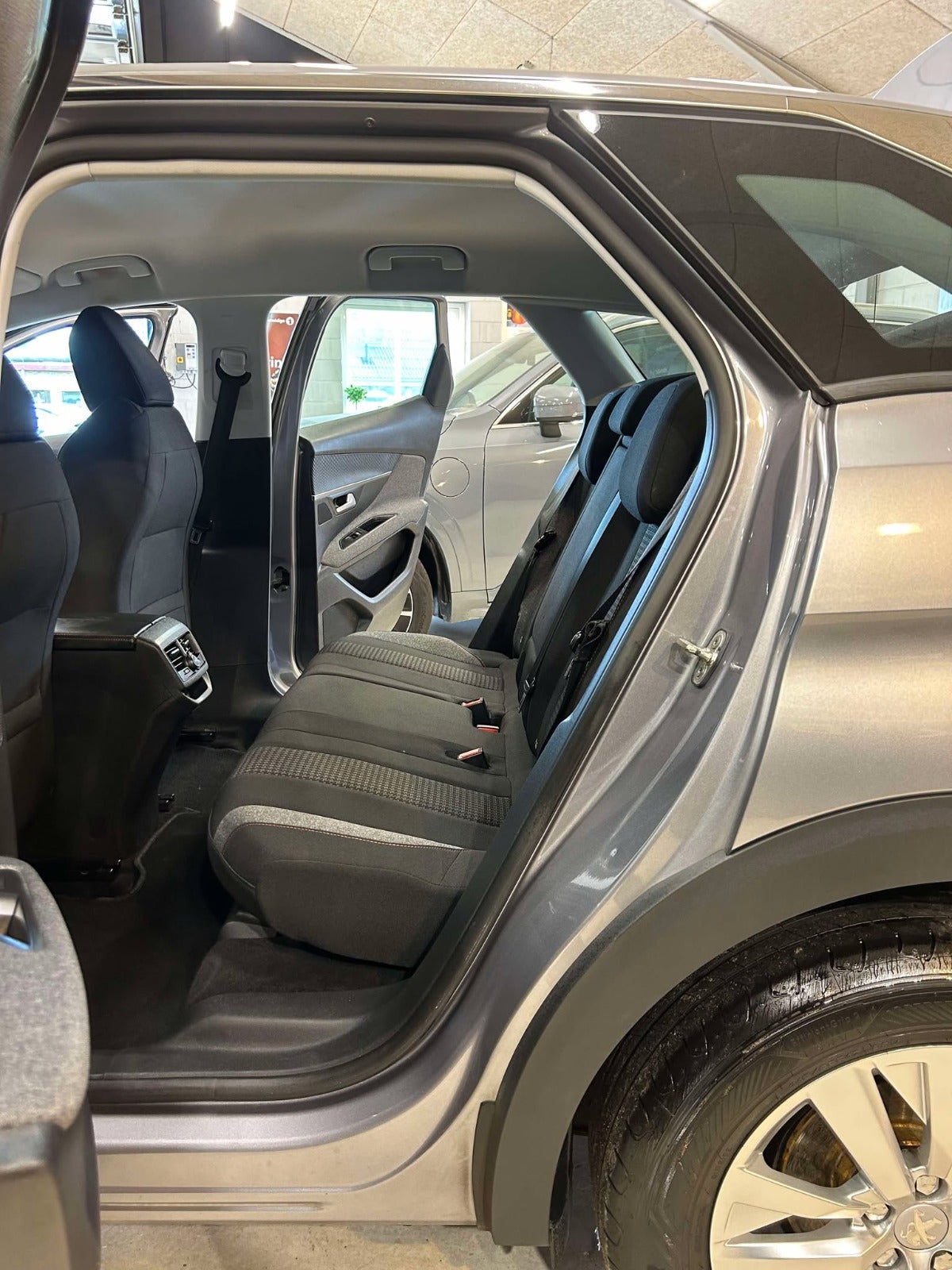 Billede af Peugeot 3008 1,2 e-THP 130 Active