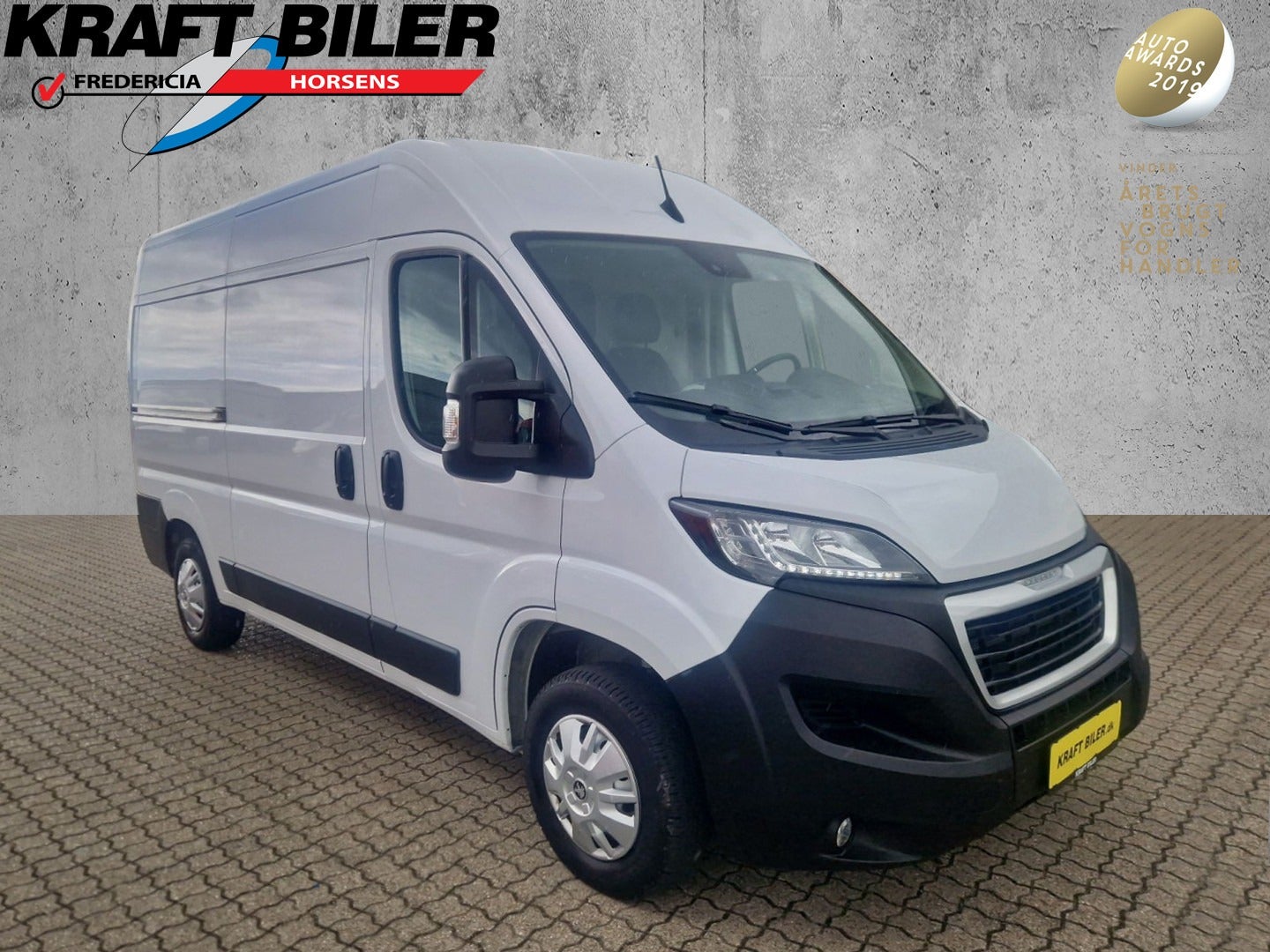Billede af Peugeot Boxer 333 2,2 BlueHDi 140 L2H2 Premium