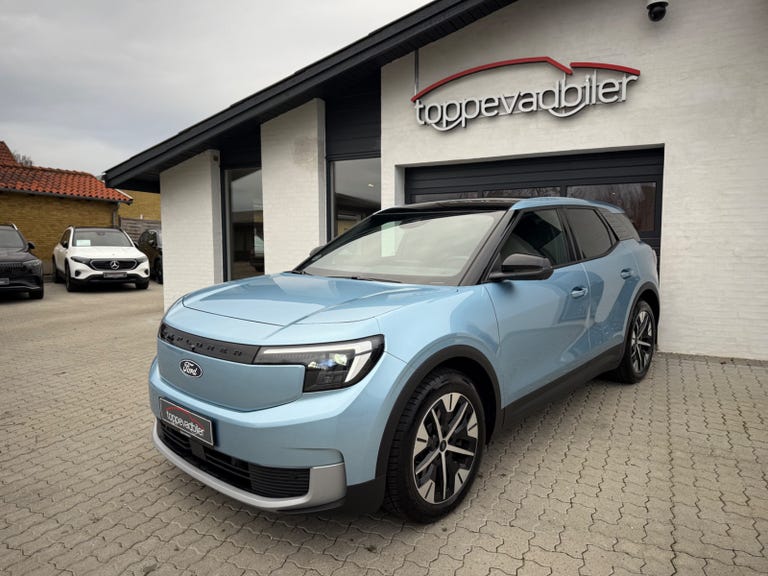 Ford Explorer Premium Extended Range