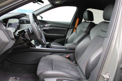 Audi e-tron Black Edition S-line quattro